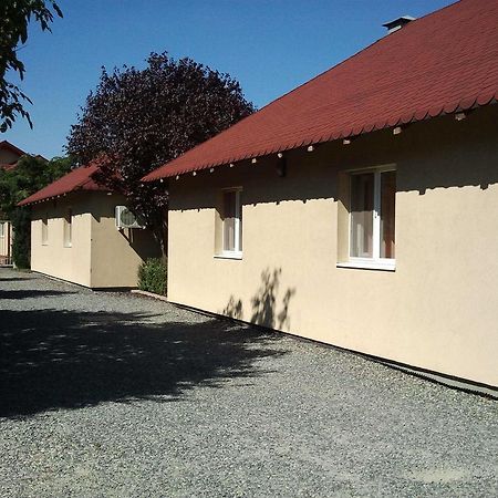Jr Motel Otopeni Zewnętrze zdjęcie