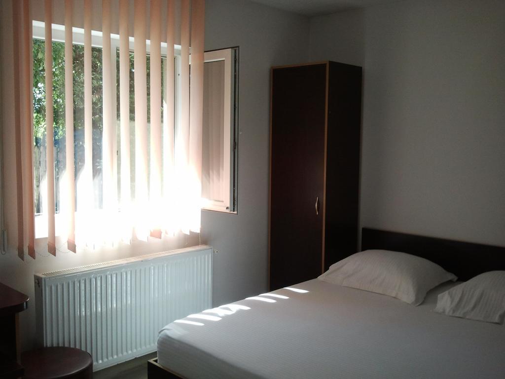 Jr Motel Otopeni Pokój zdjęcie